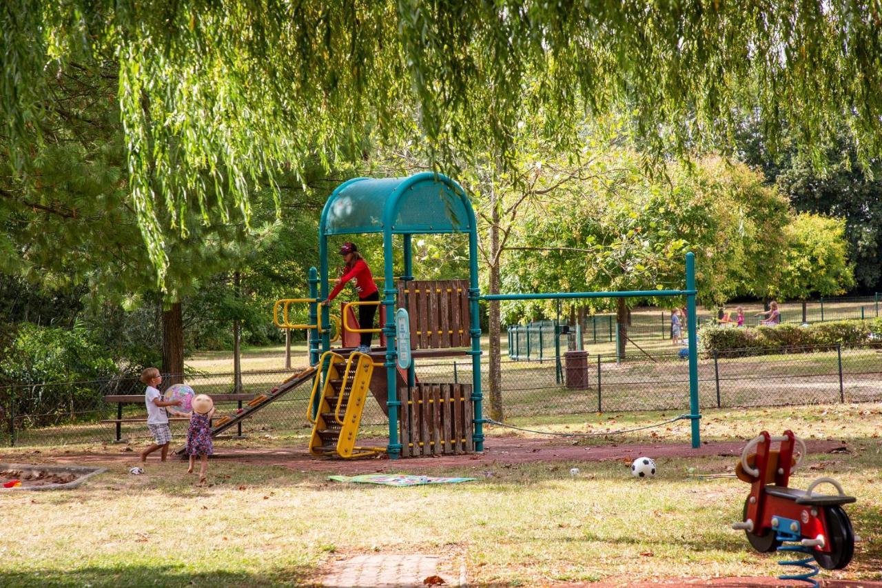Camping De Châlons-en-Champagne Exteriör bild